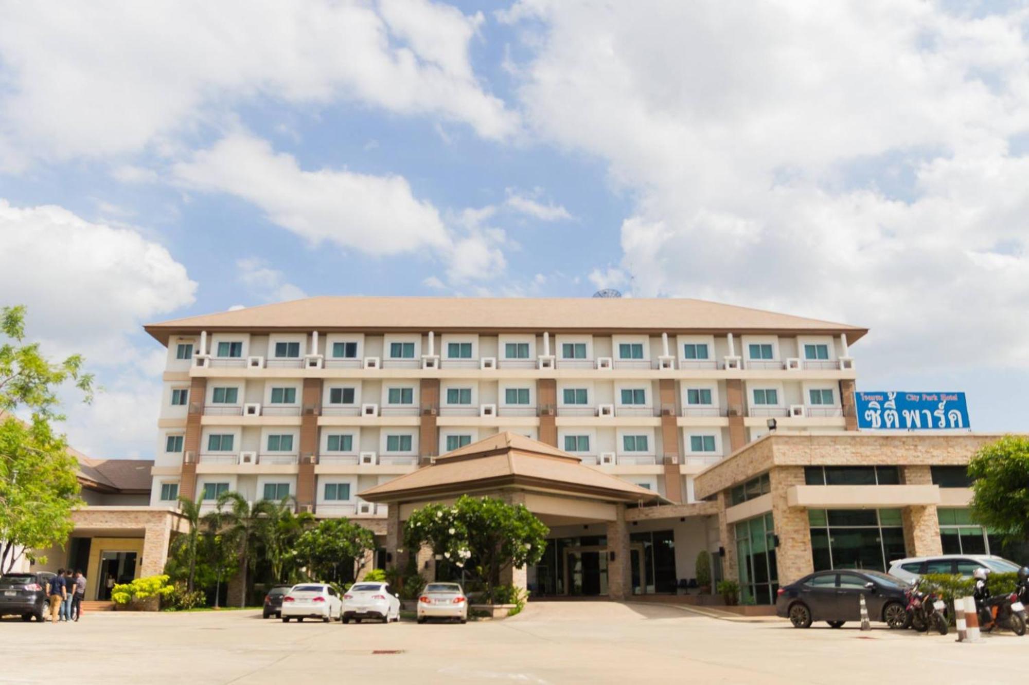 โรงแรม ซิตี้พาร์ค โคราช City Park Hotel Nakhonratchasima Eksteriør billede
