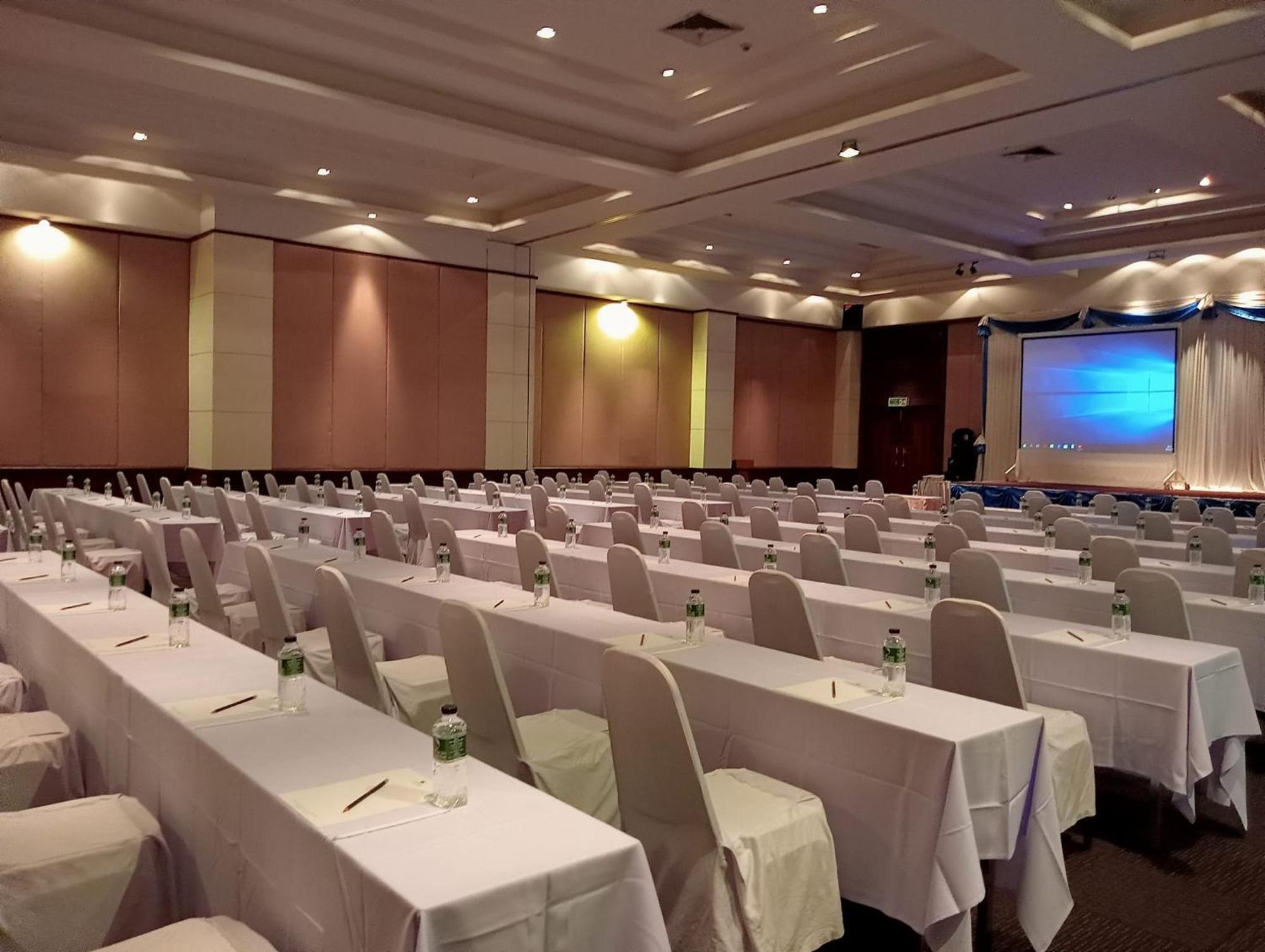 โรงแรม ซิตี้พาร์ค โคราช City Park Hotel Nakhonratchasima Eksteriør billede