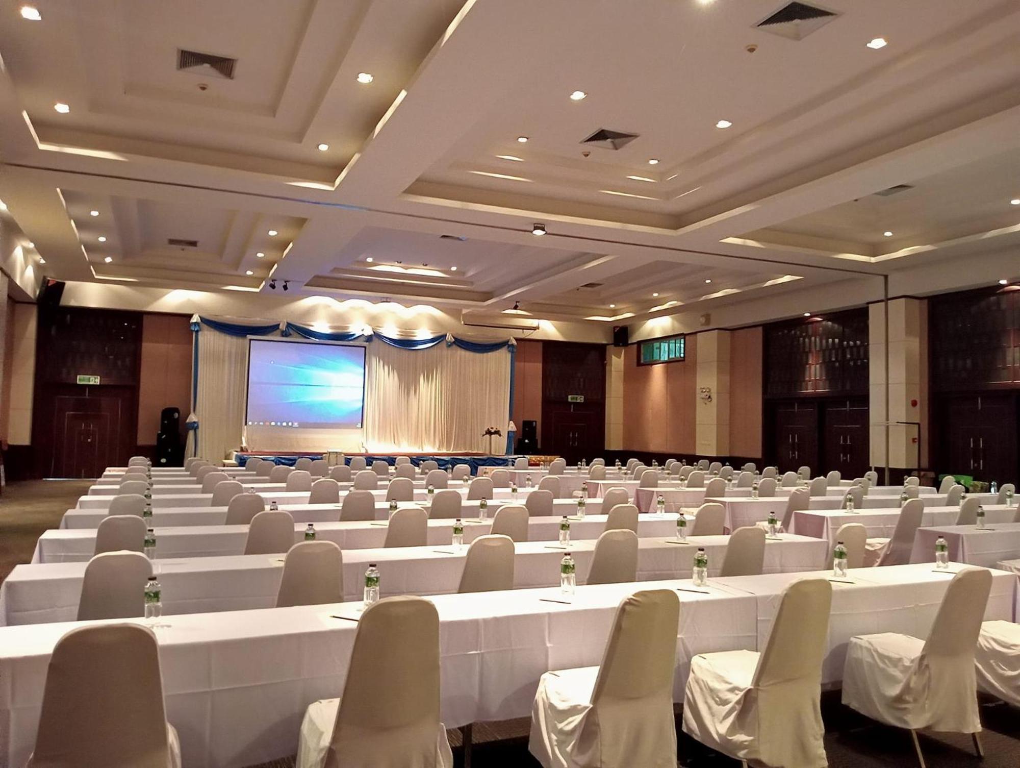 โรงแรม ซิตี้พาร์ค โคราช City Park Hotel Nakhonratchasima Eksteriør billede