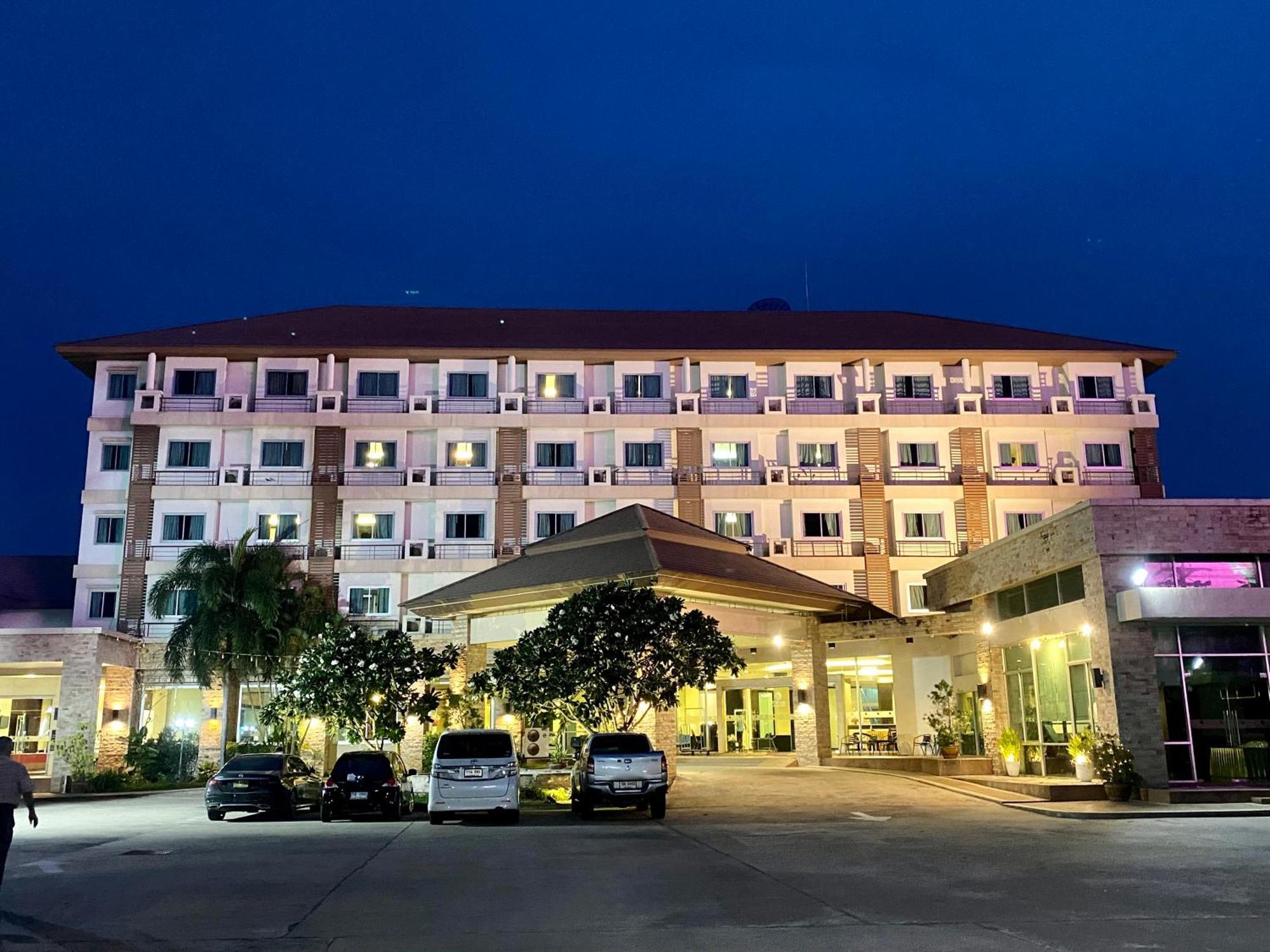โรงแรม ซิตี้พาร์ค โคราช City Park Hotel Nakhonratchasima Eksteriør billede